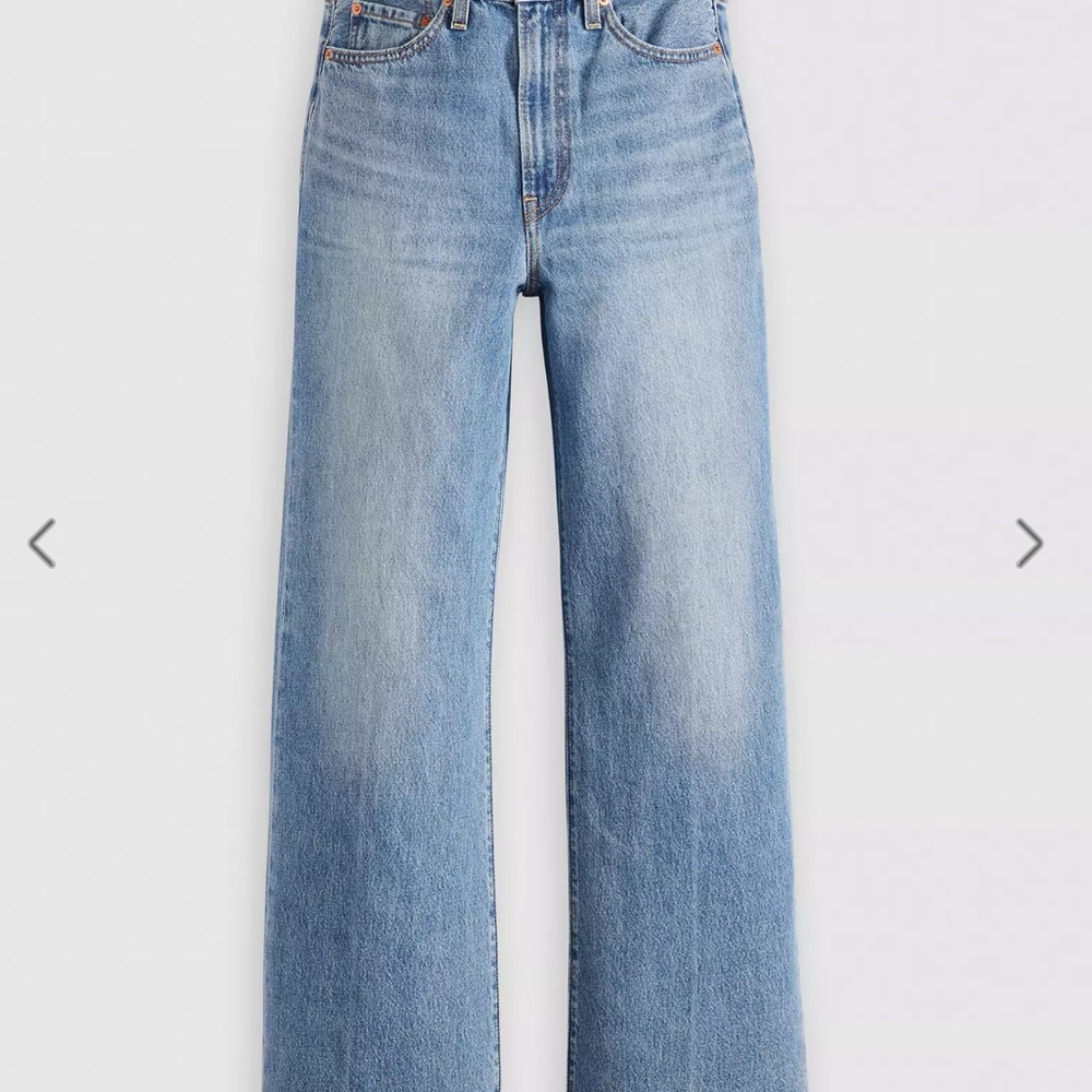 Levi’s Ribcage Wide Leg Jean